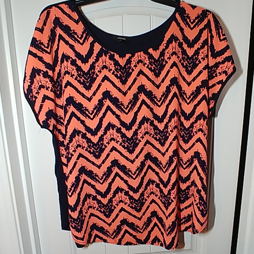 Espresso Peach and blue blouse